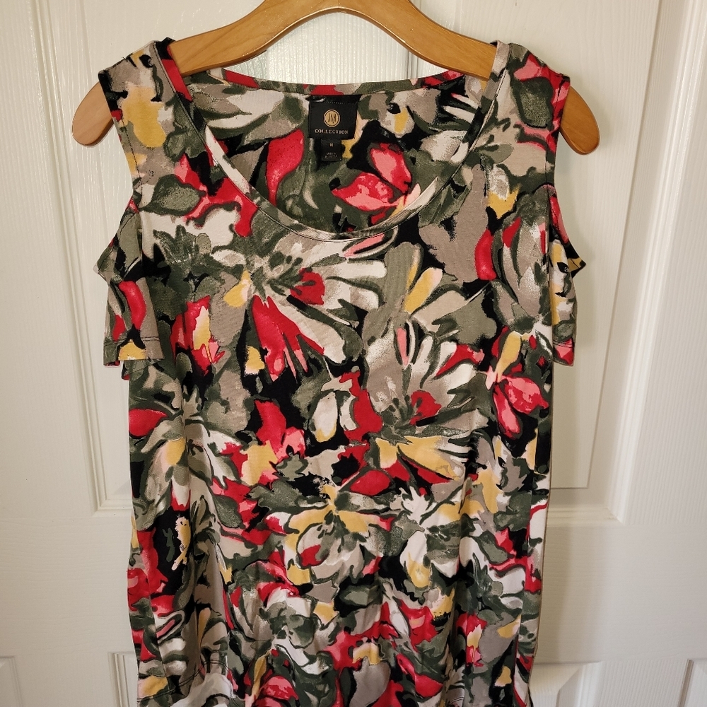 JM collection cold shoulder top